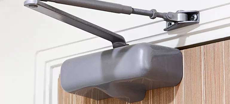 Garage Door Openers For Low Ceilings in Oakleaf Plantation, FL