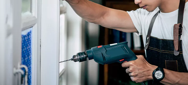 Residential Exterior Window Finishing in Oakleaf Plantation, FL