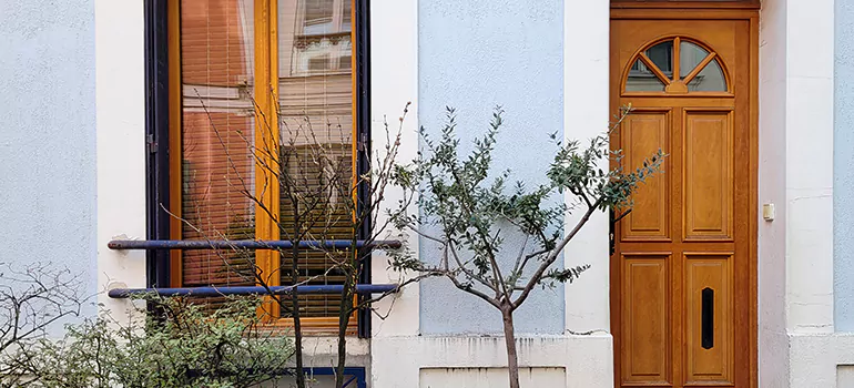 Residential Garage Doors Near Me in Oakleaf Plantation, FL