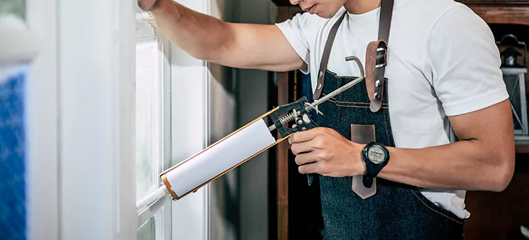 Window Caulking Contractor in Oakleaf Plantation, FL