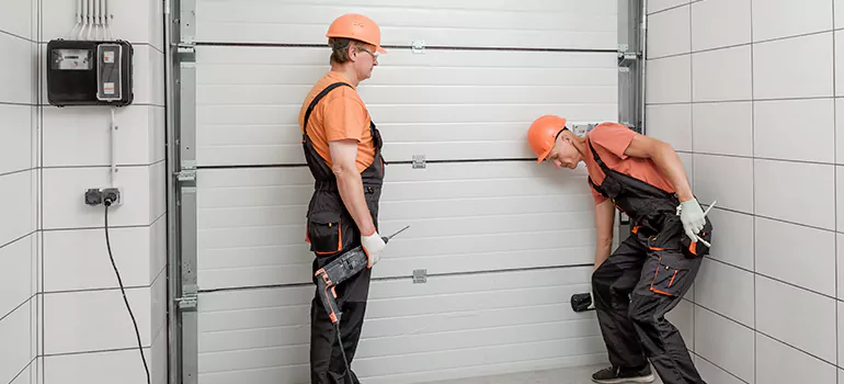 Garage Door Repair Company in Oakleaf Plantation, FL