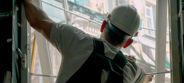 Install Exterior Storm Windows in Oakleaf Plantation, FL